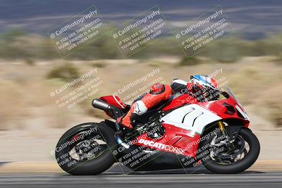 media/Nov-16-2025-Race Pace (Sun) [[8c5fa54630]]/Verified Riders/7-Turn 4 (1155am)/